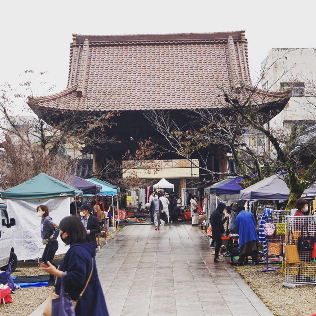 本山『誠市』が再開されました